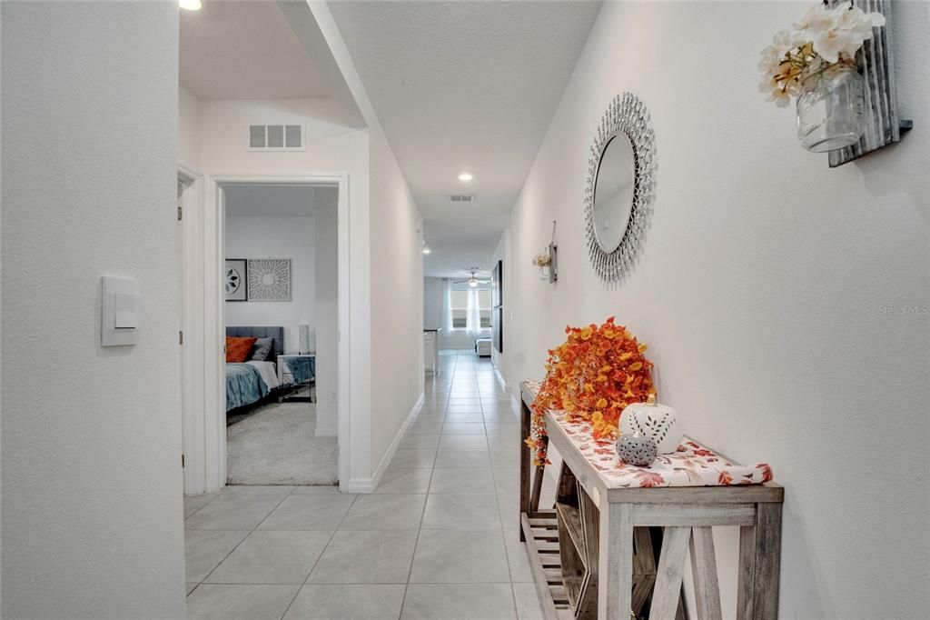 待售: $392,990 (4 贝兹, 2 浴室, 1617 平方英尺)