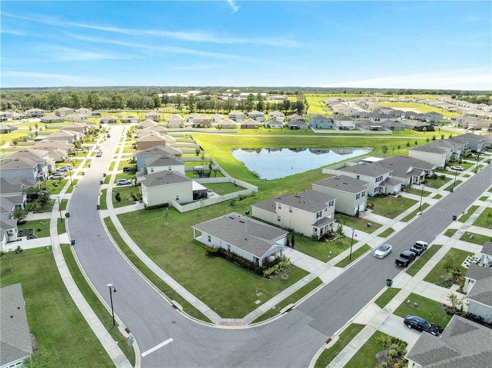 待售: $392,990 (4 贝兹, 2 浴室, 1617 平方英尺)