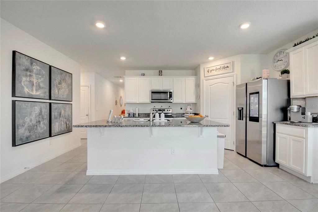 待售: $392,990 (4 贝兹, 2 浴室, 1617 平方英尺)