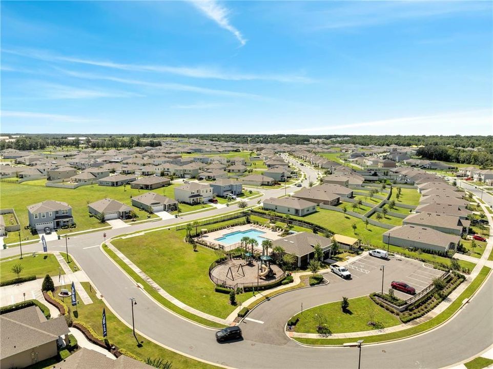 待售: $392,990 (4 贝兹, 2 浴室, 1617 平方英尺)