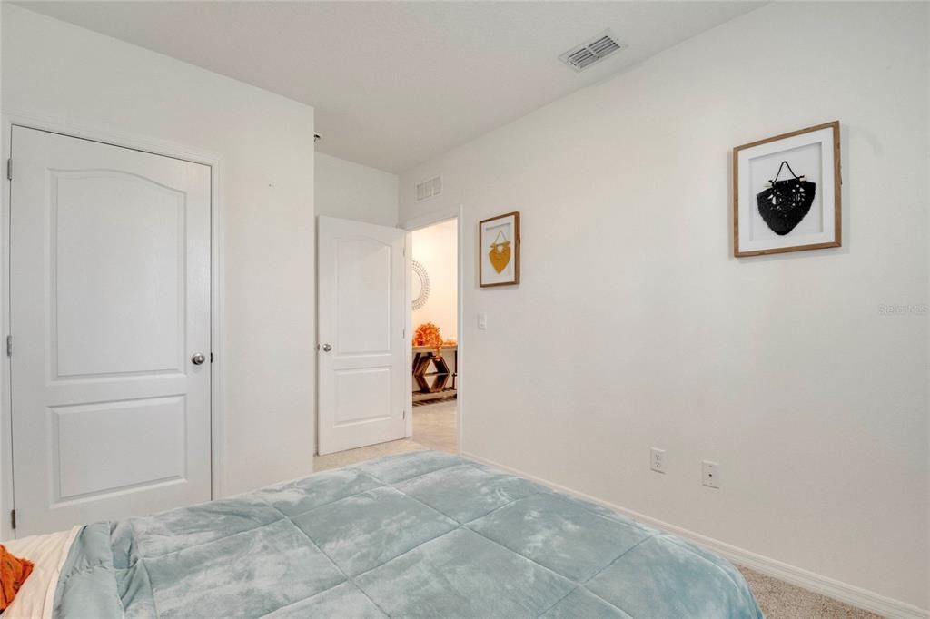 待售: $392,990 (4 贝兹, 2 浴室, 1617 平方英尺)