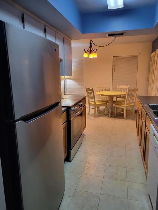 На продажу: $175,000 (3 спален, 2 ванн, 1272 Квадратных фут)