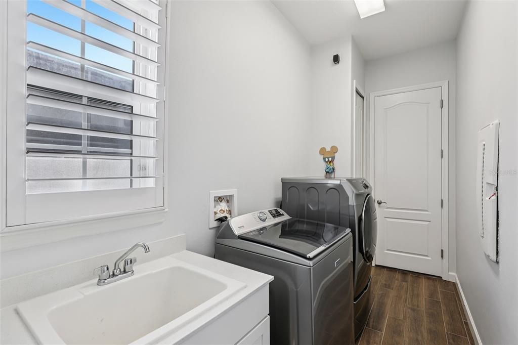 待售: $765,000 (4 贝兹, 3 浴室, 2681 平方英尺)