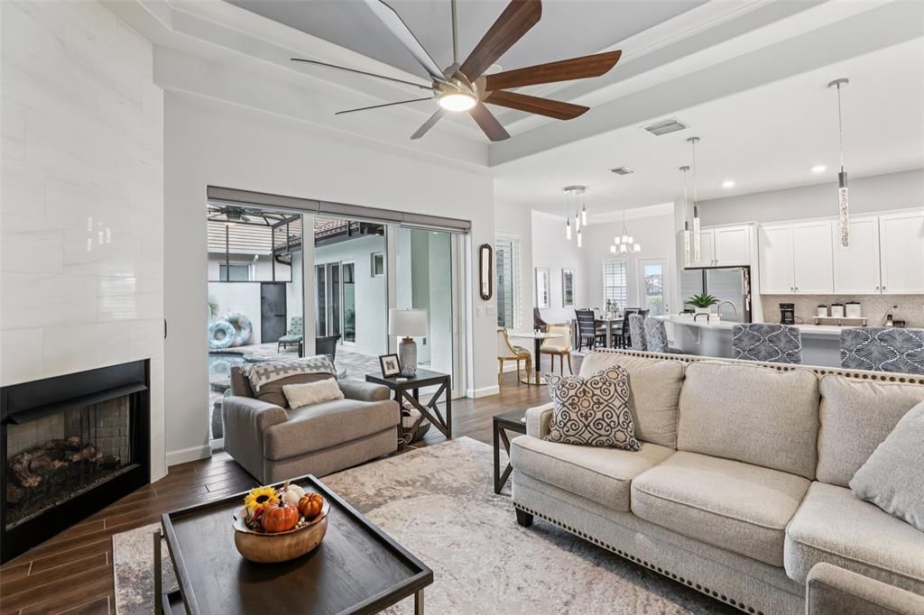 待售: $765,000 (4 贝兹, 3 浴室, 2681 平方英尺)