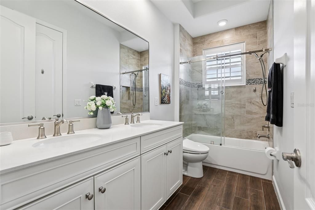 待售: $765,000 (4 贝兹, 3 浴室, 2681 平方英尺)