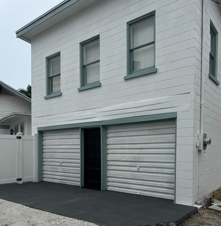 合同活跃: $634,777 (4 贝兹, 3 浴室, 2446 平方英尺)