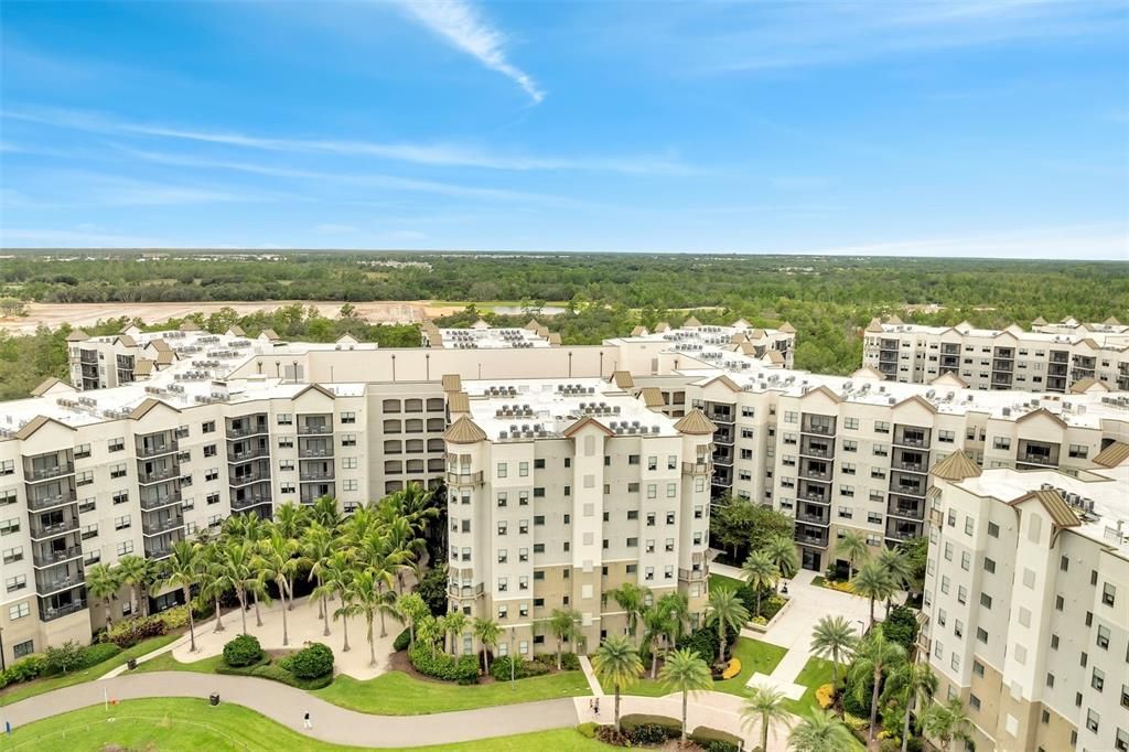 Под контрактом: $179,900 (2 спален, 2 ванн, 1375 Квадратных фут)