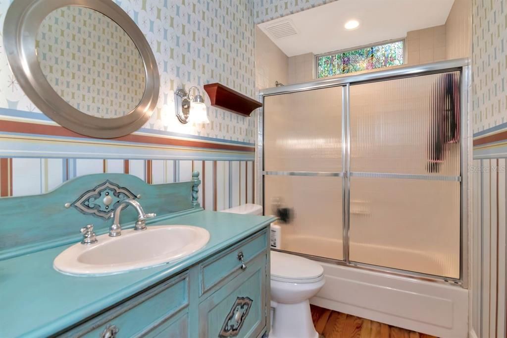 На продажу: $950,000 (6 спален, 4 ванн, 4161 Квадратных фут)