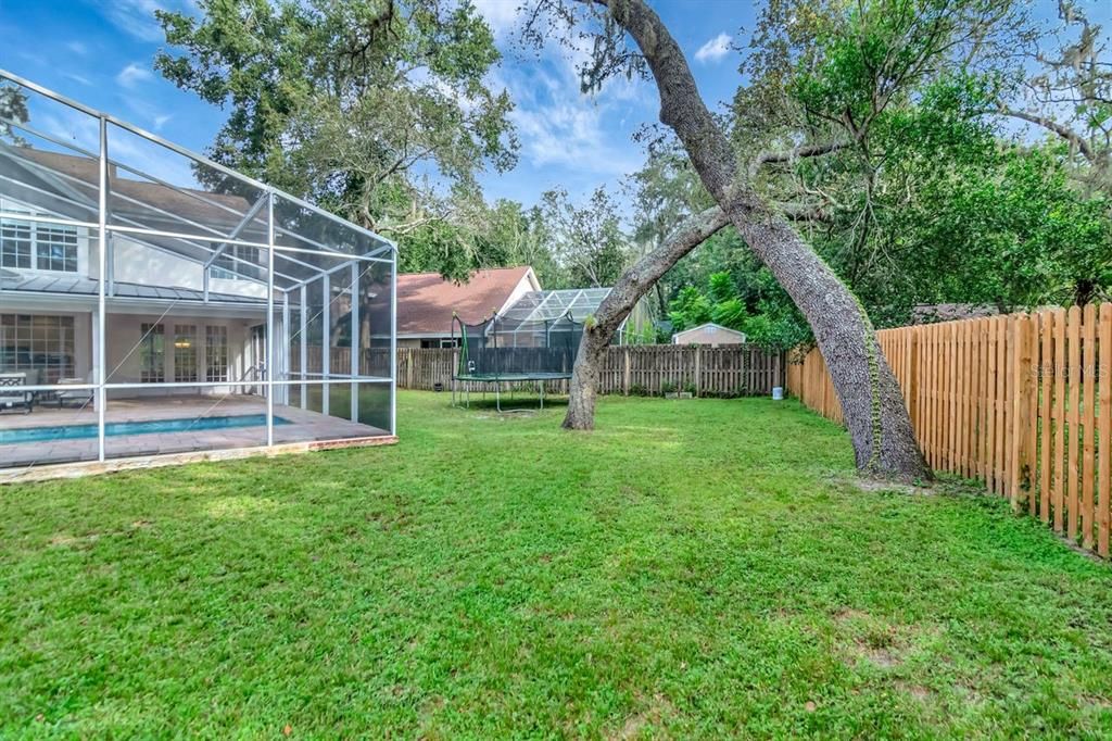 На продажу: $950,000 (6 спален, 4 ванн, 4161 Квадратных фут)