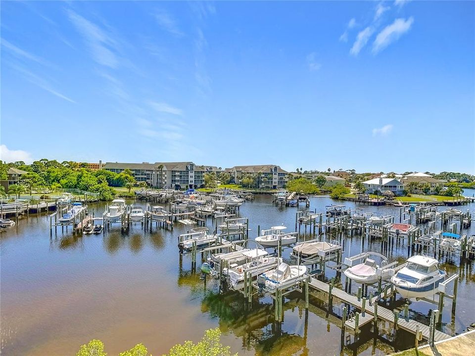 待售: $329,999 (2 贝兹, 2 浴室, 874 平方英尺)