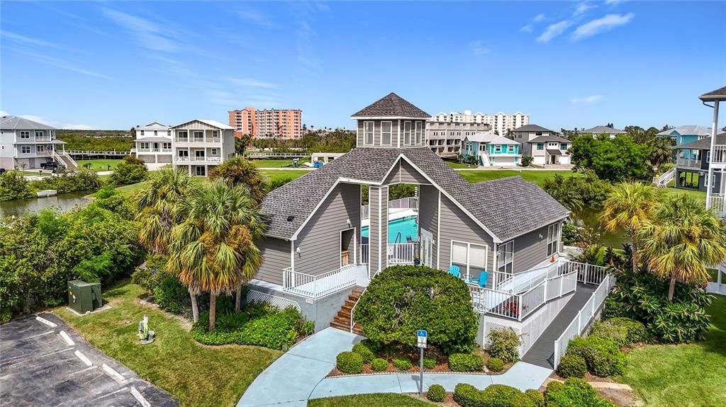 待售: $329,999 (2 贝兹, 2 浴室, 874 平方英尺)