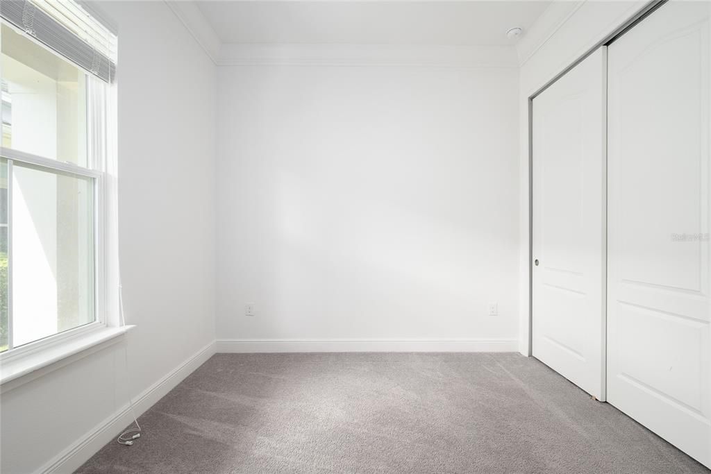 For Sale: $299,999 (2 beds, 2 baths, 1464 Square Feet)