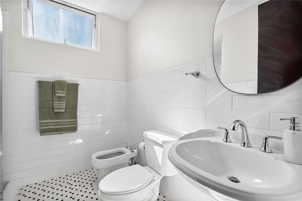 待售: $1,350,000 (3 贝兹, 3 浴室, 3030 平方英尺)