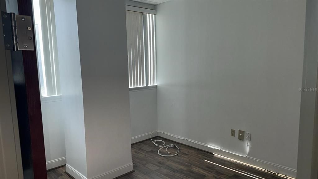 待售: $8,400 (0 贝兹, 0 浴室, 129 平方英尺)