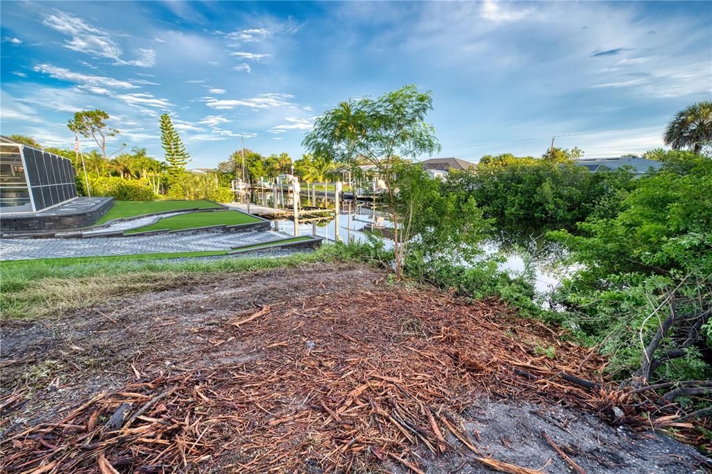 待售: $109,000 (0.23 acres)