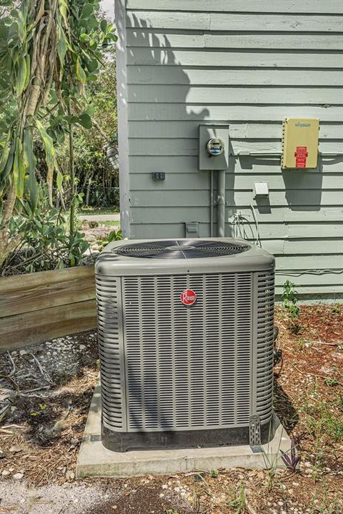 Под контрактом: $525,000 (3 спален, 2 ванн, 1805 Квадратных фут)