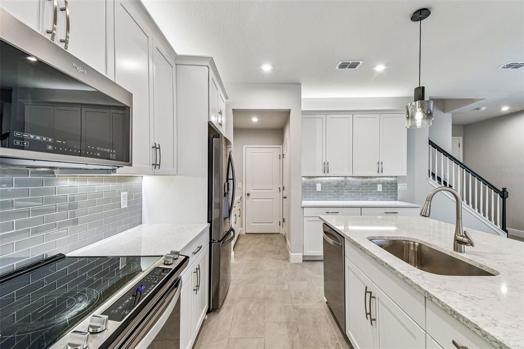 Active With Contract: $500,000 (4 beds, 3 baths, 2618 Square Feet)