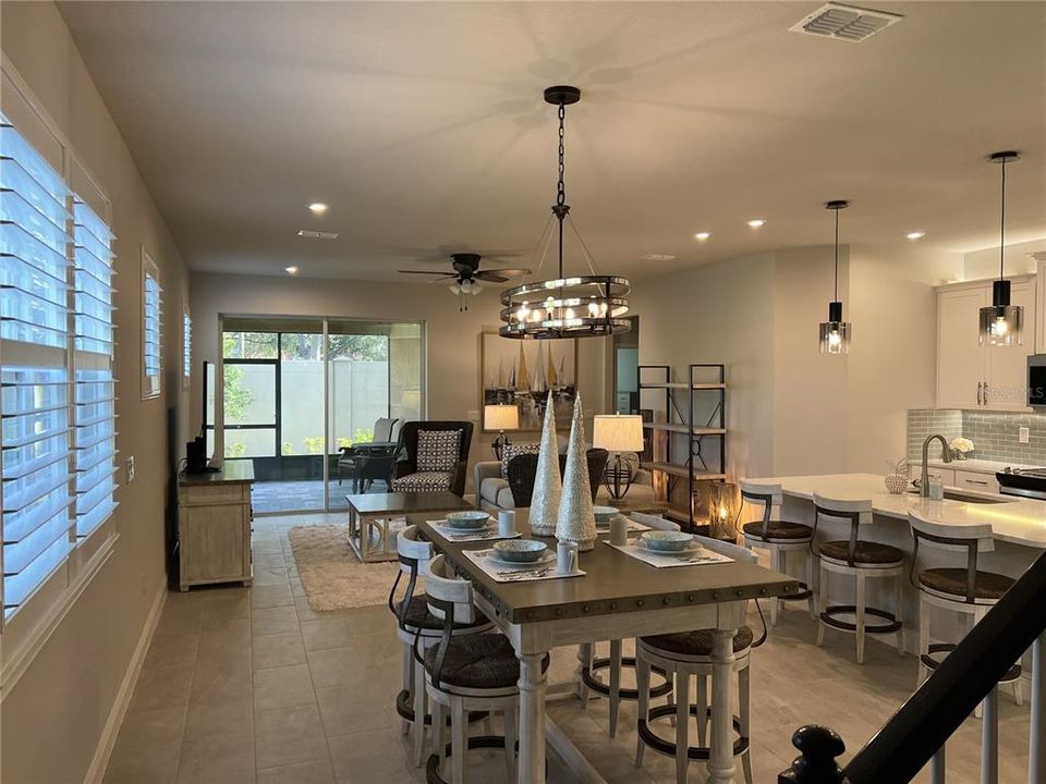 Active With Contract: $500,000 (4 beds, 3 baths, 2618 Square Feet)
