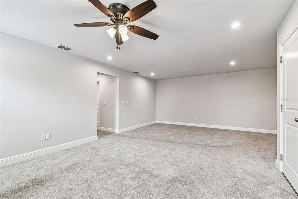 Active With Contract: $500,000 (4 beds, 3 baths, 2618 Square Feet)