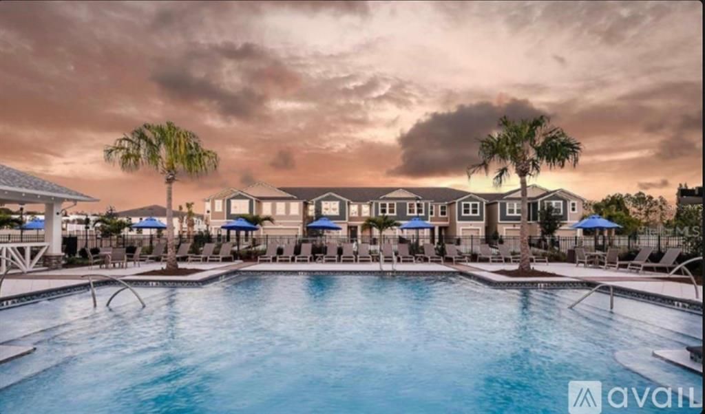 Active With Contract: $500,000 (4 beds, 3 baths, 2618 Square Feet)