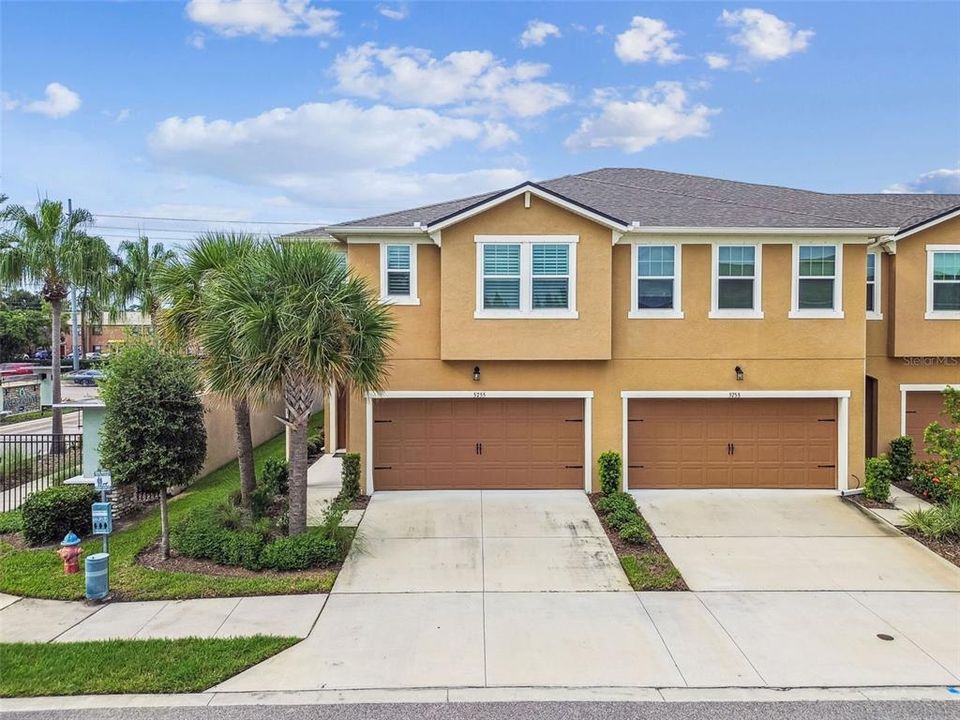 Active With Contract: $500,000 (4 beds, 3 baths, 2618 Square Feet)