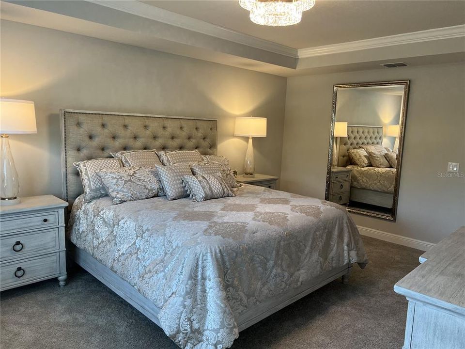 Active With Contract: $500,000 (4 beds, 3 baths, 2618 Square Feet)