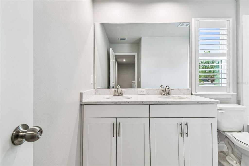 Active With Contract: $500,000 (4 beds, 3 baths, 2618 Square Feet)