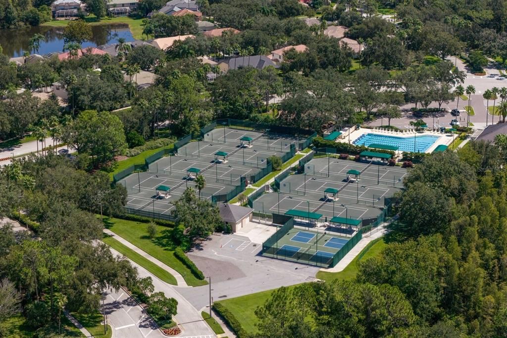 For Sale: $799,000 (5 beds, 3 baths, 3567 Square Feet)