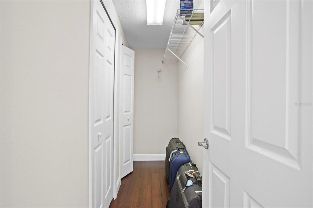 For Sale: $799,000 (5 beds, 3 baths, 3567 Square Feet)