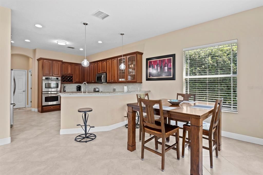 For Sale: $799,000 (5 beds, 3 baths, 3567 Square Feet)