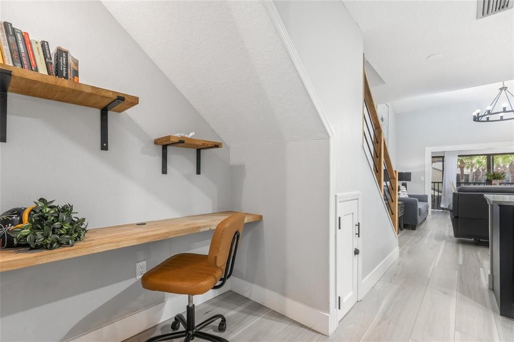 For Sale: $609,500 (2 beds, 2 baths, 1226 Square Feet)