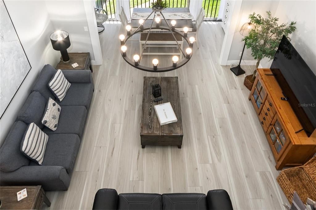 For Sale: $609,500 (2 beds, 2 baths, 1226 Square Feet)