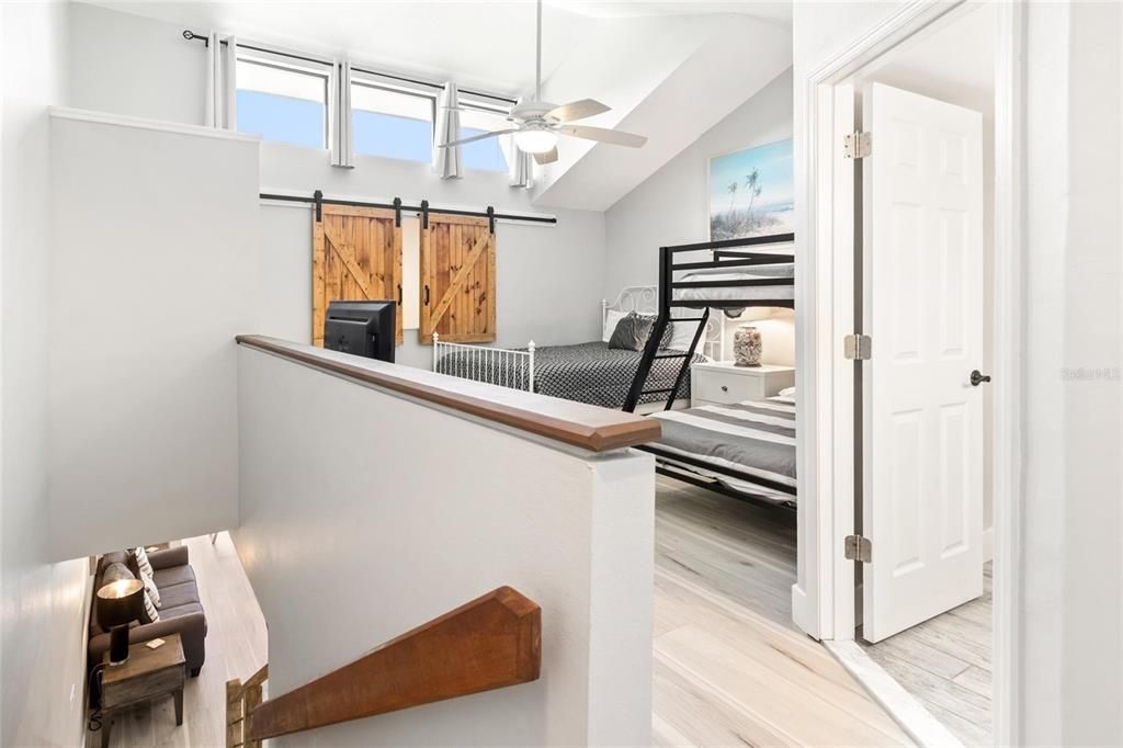 For Sale: $609,500 (2 beds, 2 baths, 1226 Square Feet)