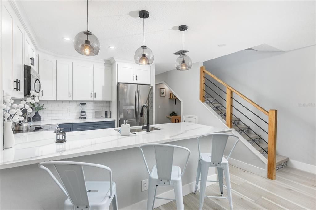 For Sale: $609,500 (2 beds, 2 baths, 1226 Square Feet)