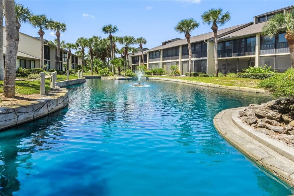 For Sale: $609,500 (2 beds, 2 baths, 1226 Square Feet)