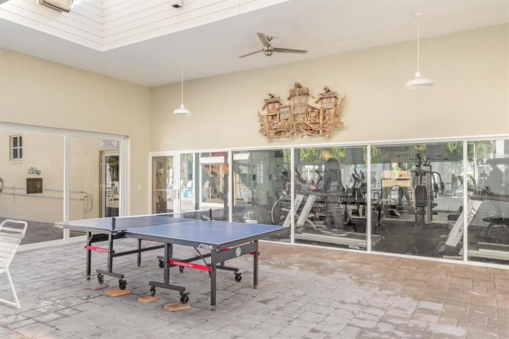 For Sale: $609,500 (2 beds, 2 baths, 1226 Square Feet)