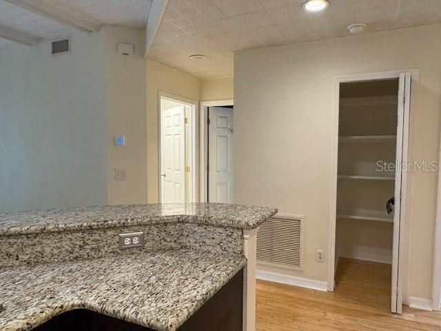 For Rent: $2,150 (2 beds, 2 baths, 1496 Square Feet)