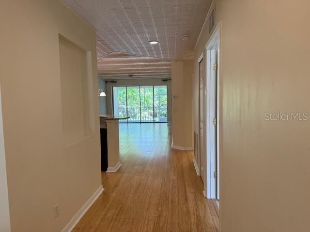 For Rent: $2,150 (2 beds, 2 baths, 1496 Square Feet)