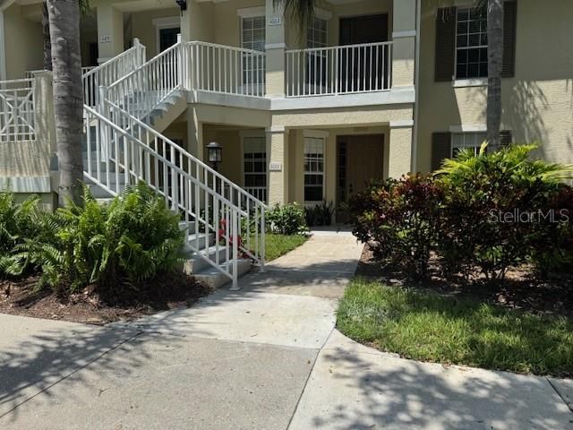 For Rent: $2,150 (2 beds, 2 baths, 1496 Square Feet)