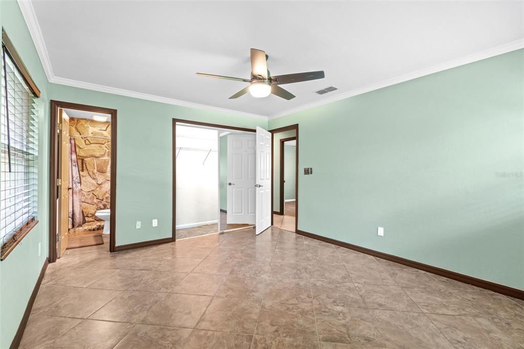 En Venta: $289,900 (3 camas, 2 baños, 1322 Pies cuadrados)