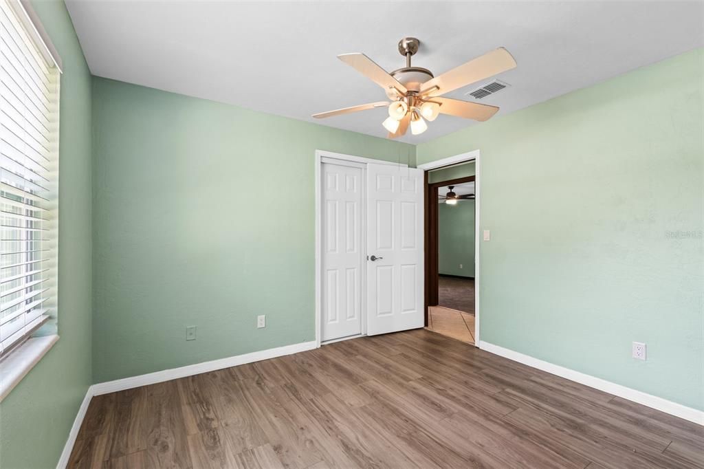 En Venta: $289,900 (3 camas, 2 baños, 1322 Pies cuadrados)