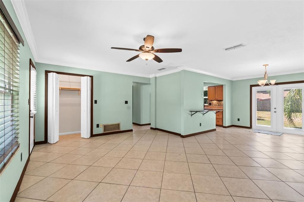 En Venta: $289,900 (3 camas, 2 baños, 1322 Pies cuadrados)