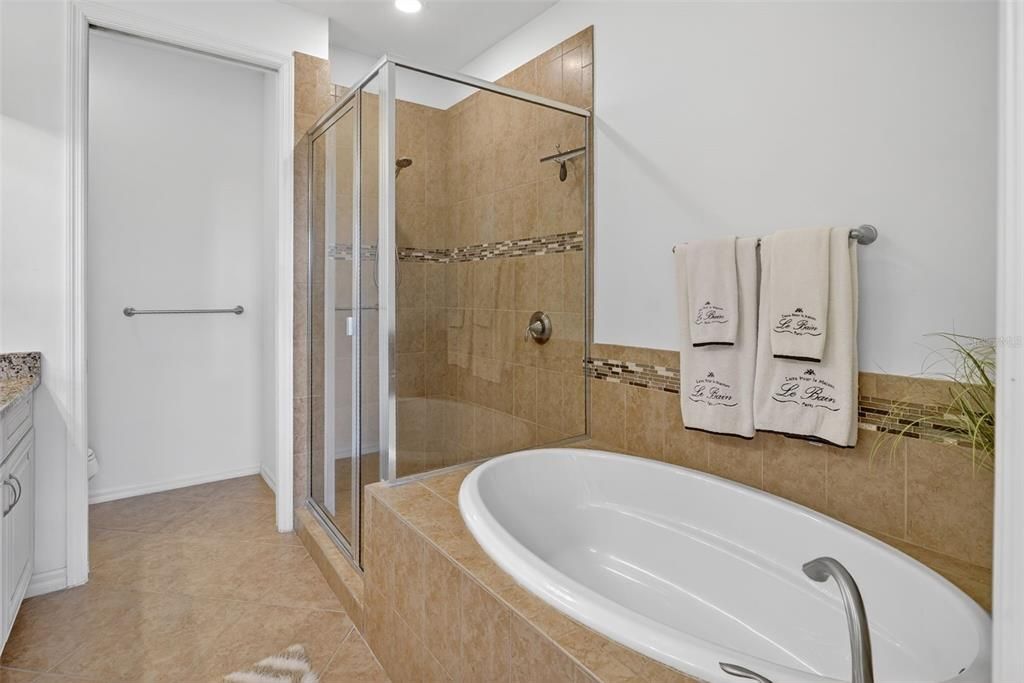 待售: $449,000 (3 贝兹, 2 浴室, 1722 平方英尺)