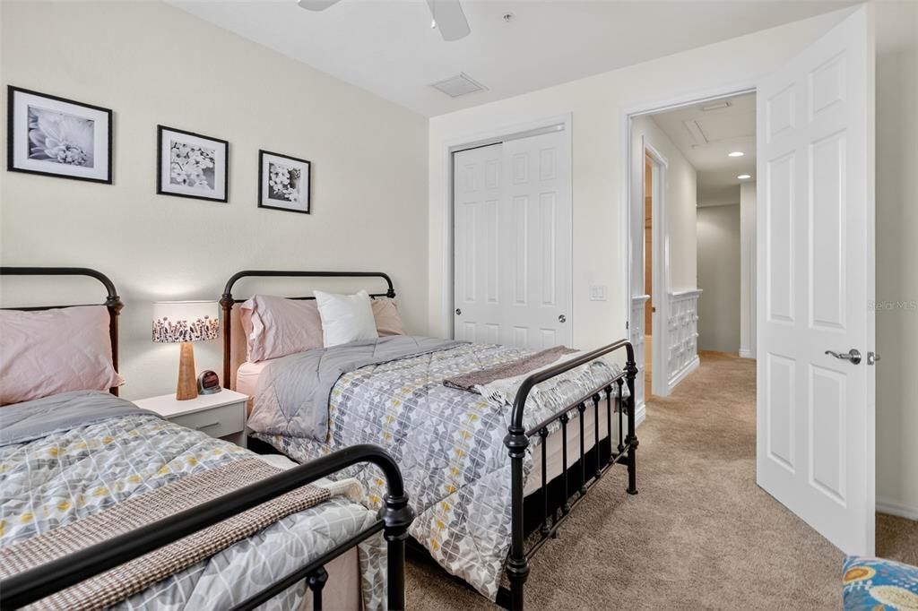 待售: $449,000 (3 贝兹, 2 浴室, 1722 平方英尺)