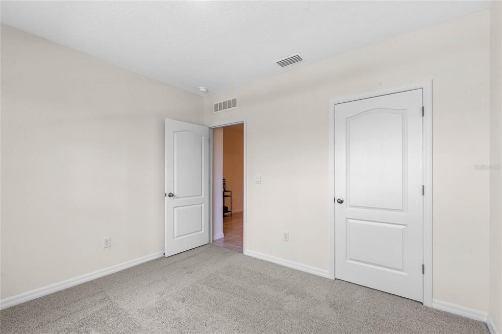 Active With Contract: $328,490 (3 beds, 2 baths, 1672 Square Feet)