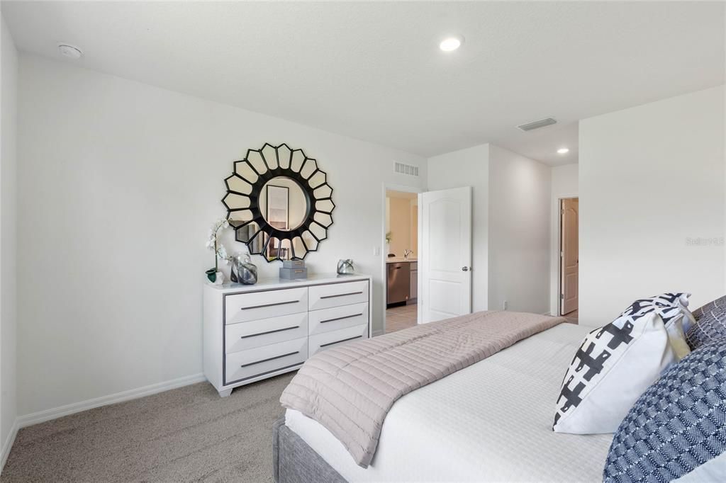 Active With Contract: $328,490 (3 beds, 2 baths, 1672 Square Feet)