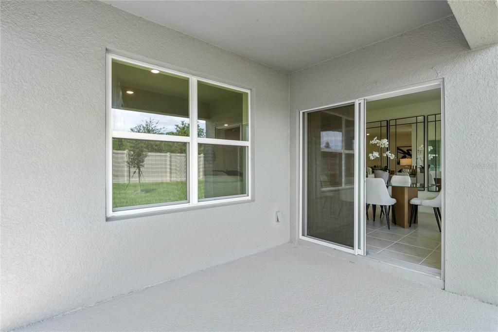 Active With Contract: $328,490 (3 beds, 2 baths, 1672 Square Feet)