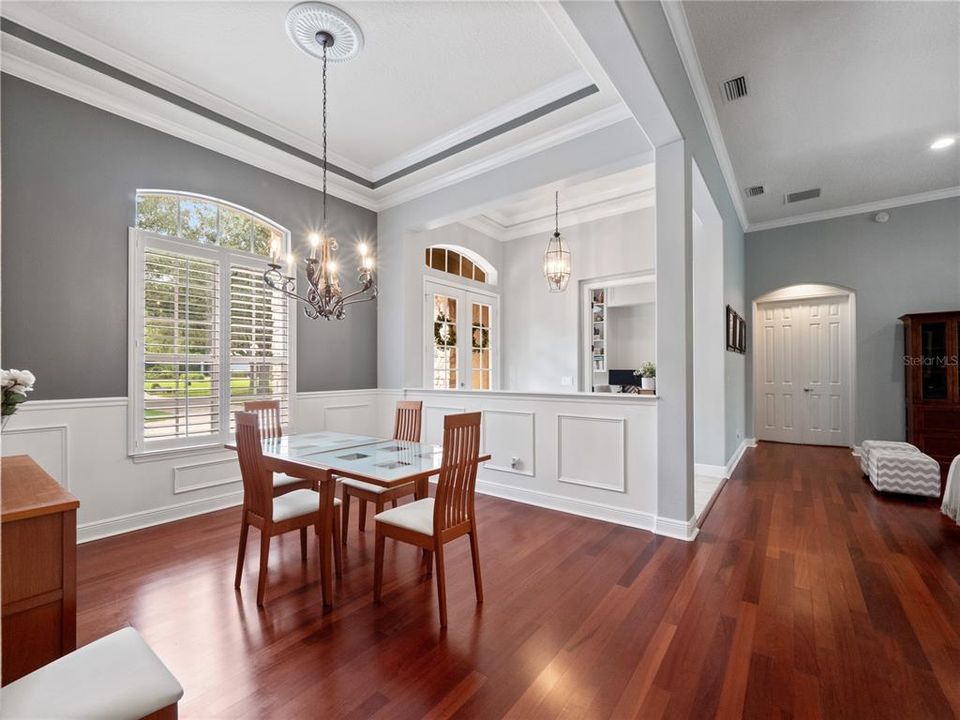 En Venta: $1,060,000 (4 camas, 3 baños, 3121 Pies cuadrados)