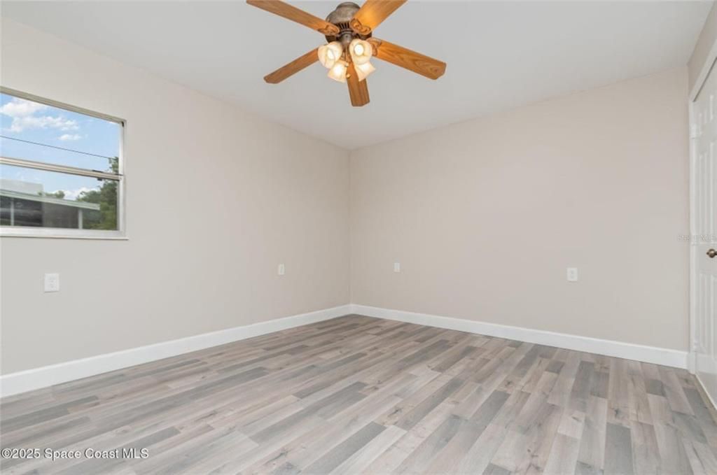 Active With Contract: $249,000 (3 beds, 2 baths, 1224 Square Feet)