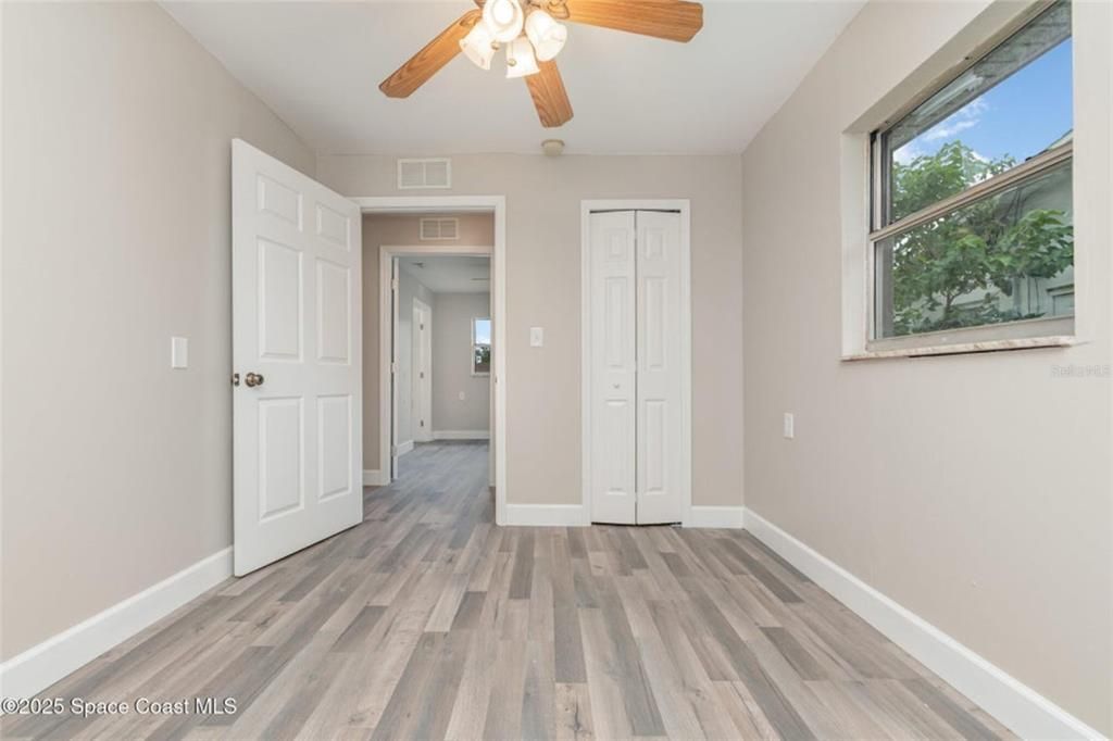 Active With Contract: $249,000 (3 beds, 2 baths, 1224 Square Feet)